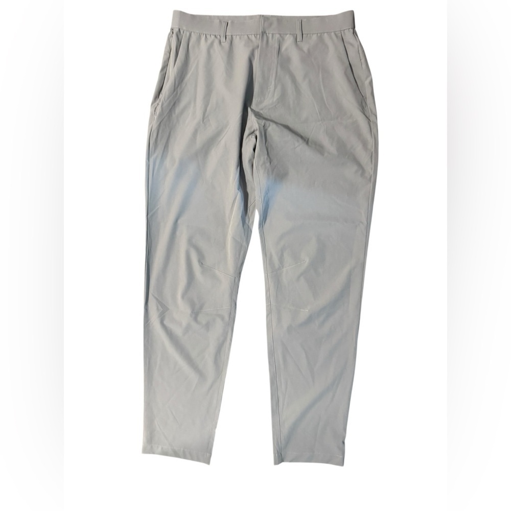 Fabletics Pants Men's Size 35 x 34 Gray Golf Lightweight Stretch Chino Gorpcore